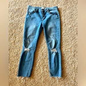 Free People distressed cropped skinny jeans size 28